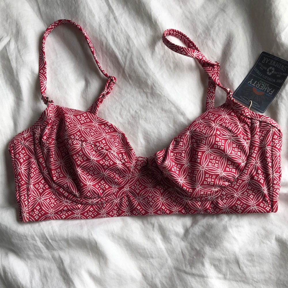 NWT Faherty Bikini Top